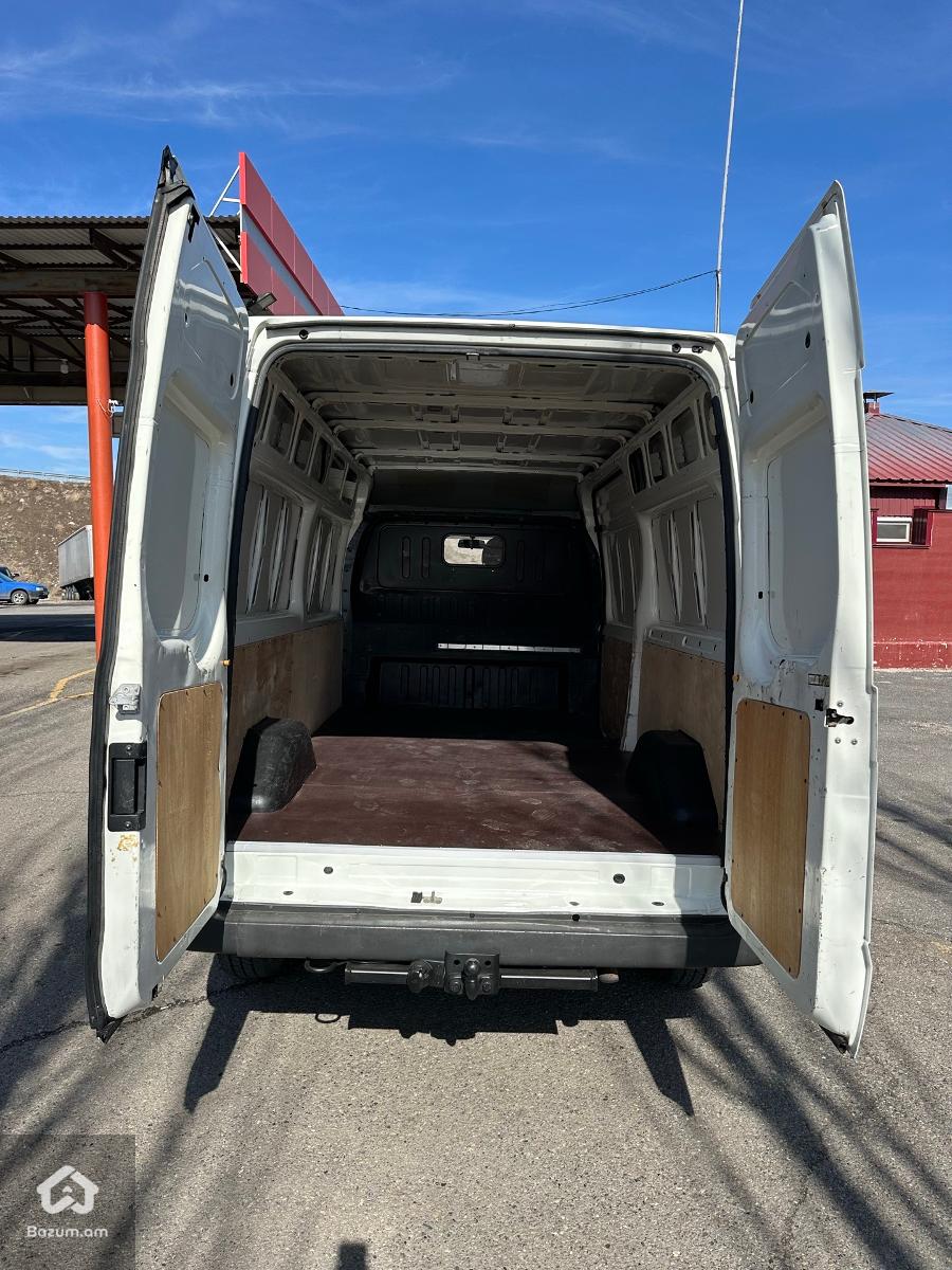 FORD TRANSIT 2.4 125🐎 - image 7