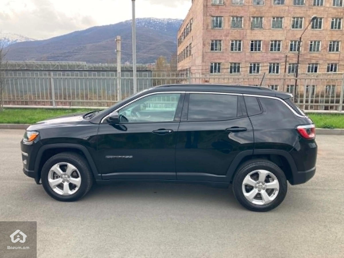 2019 Jeep Compass, Latitude 4X4 - image 10