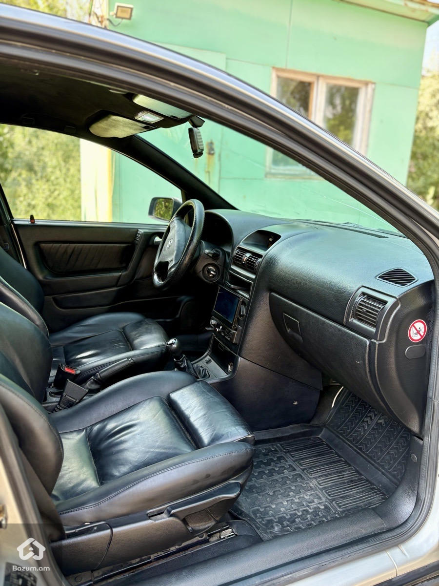 Opel Astra 2001 - image 13