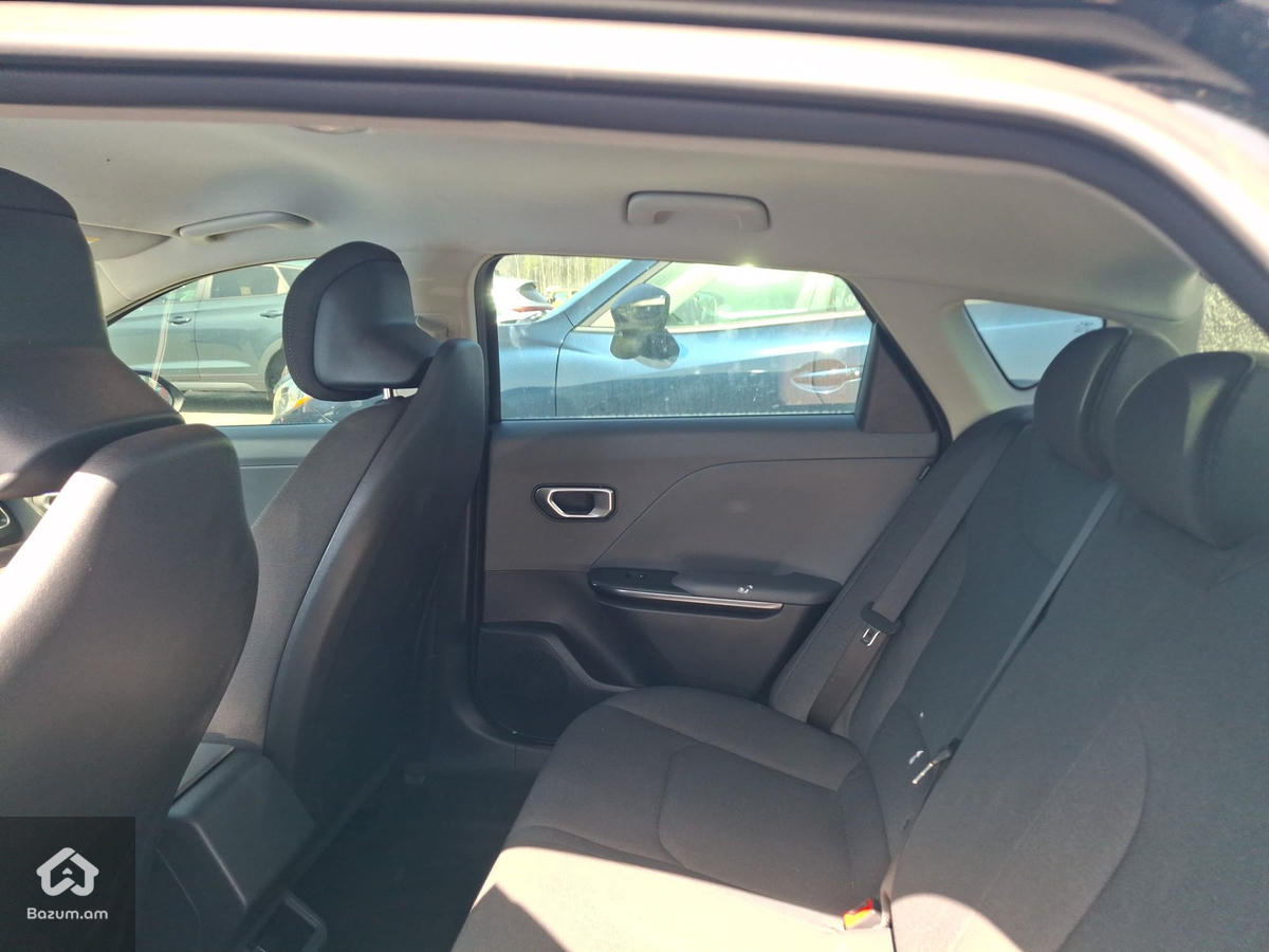 KIA K4  LX 2025 - image 9