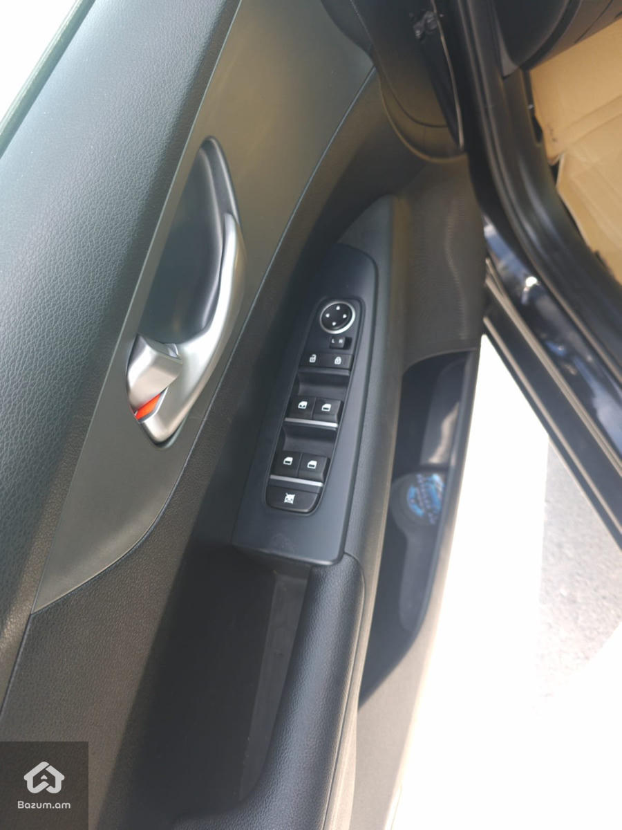 KIA FORTE - image 11