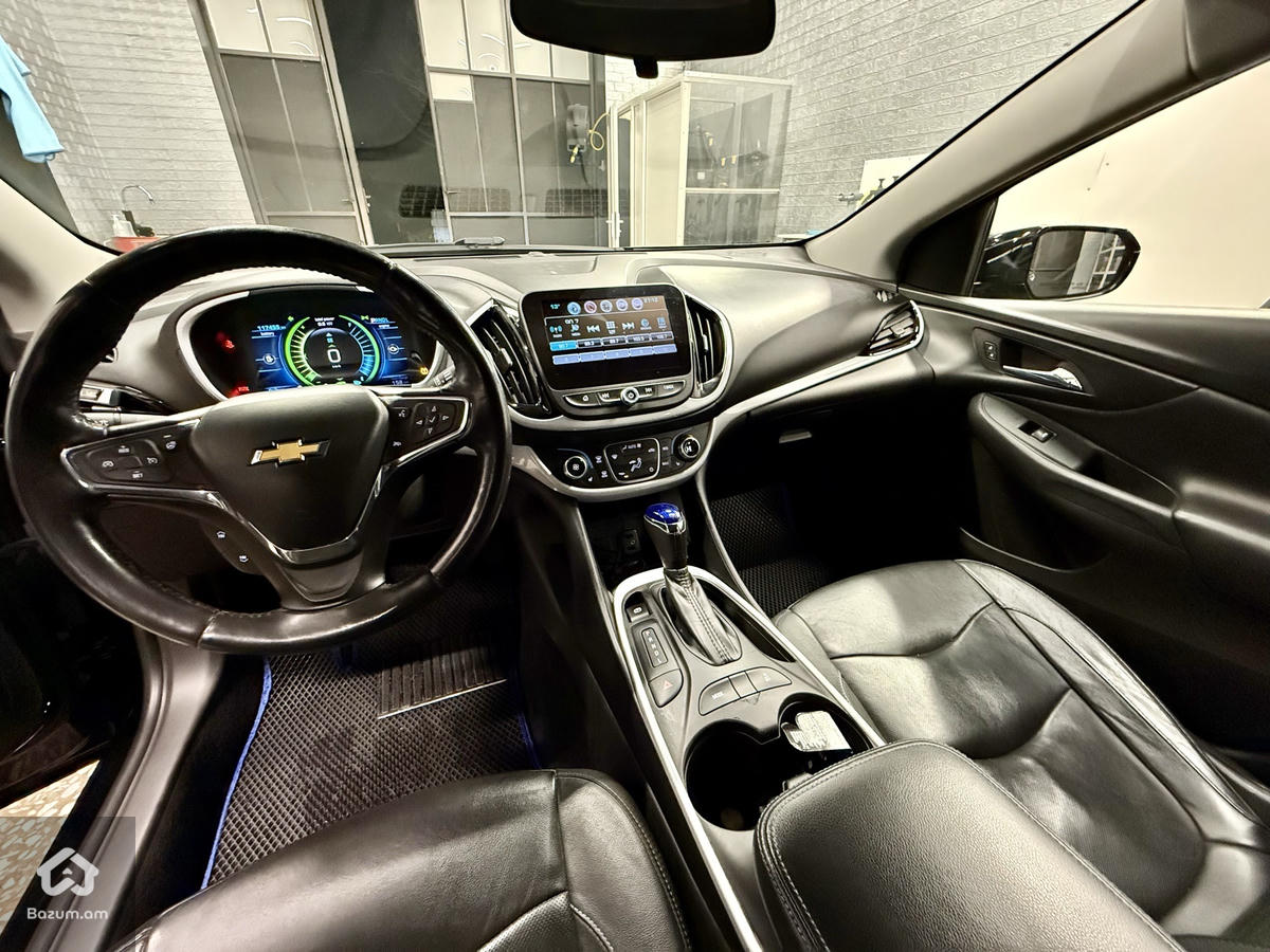 chevrolet Volt 2 - image 7