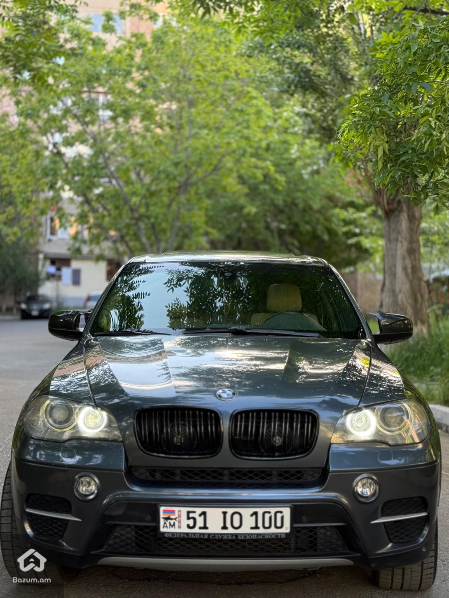 BMW X5 E70 - image 2