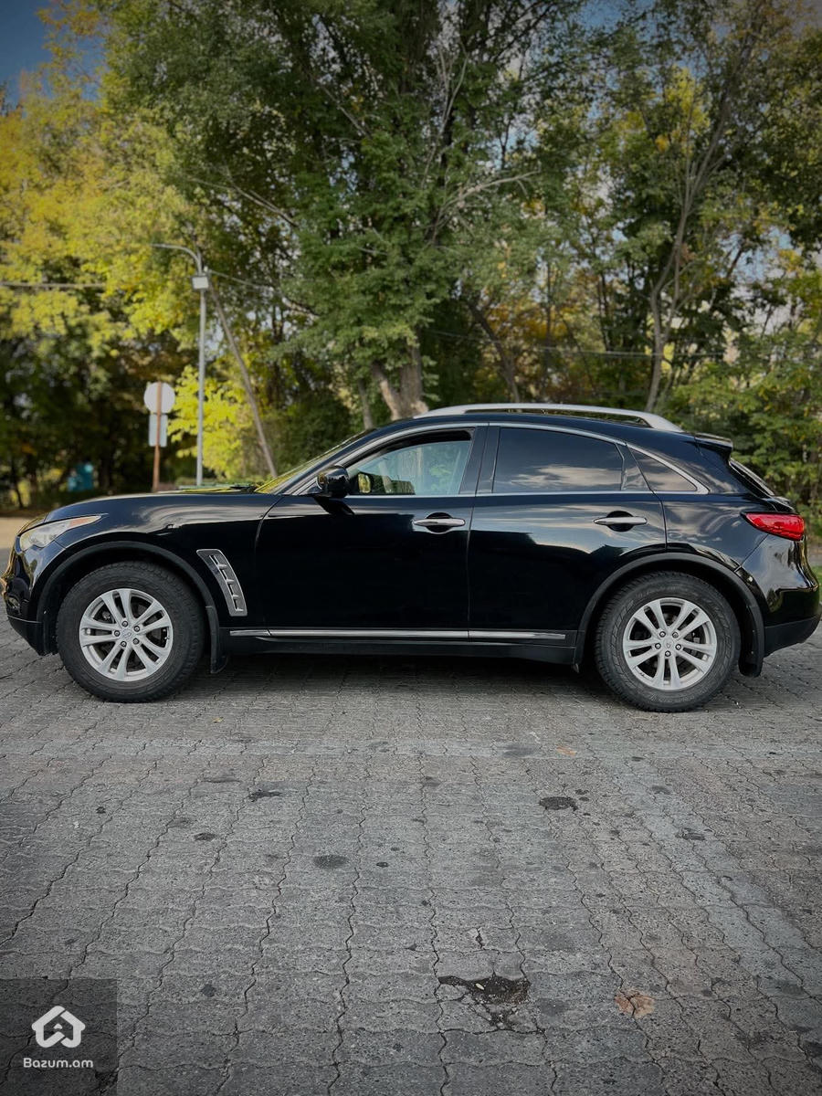 Infiniti - image 4