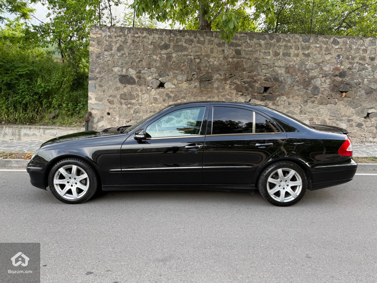 Mercedes-Benz E350 - image 3