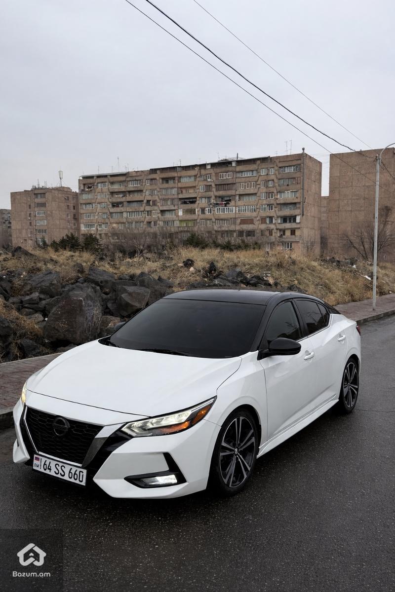 Nissan Sentra SR - image 2