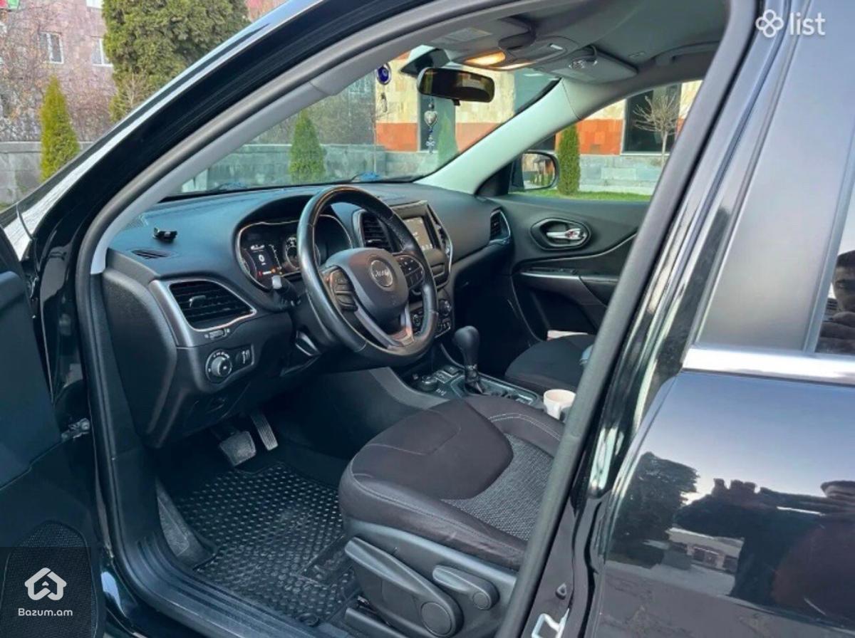 Jeep Cherokee,2.4լ 2019թ.,լիաքարշ,գինը սակարկելի - image 9