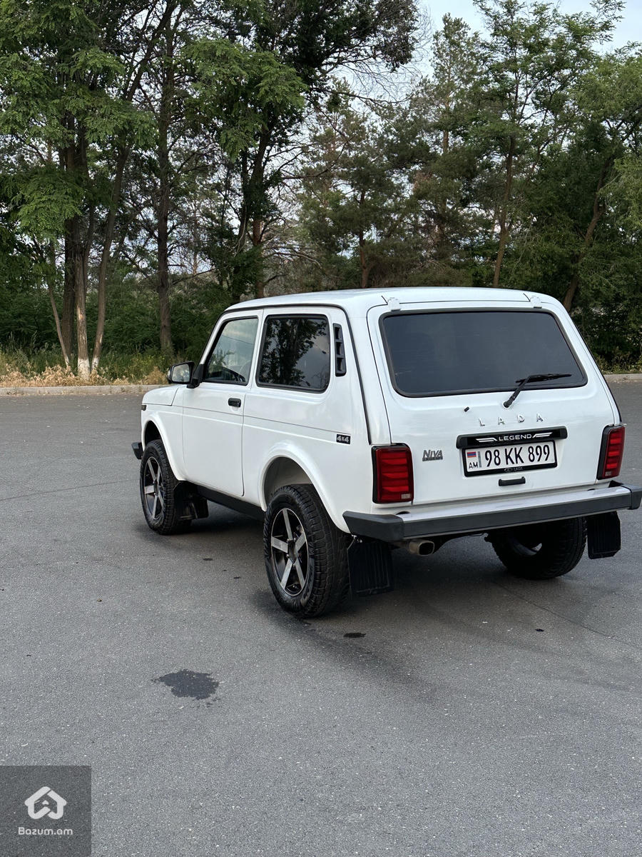 Lada Niva - image 8