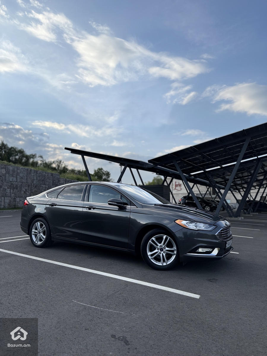Ford Fusion - image 8