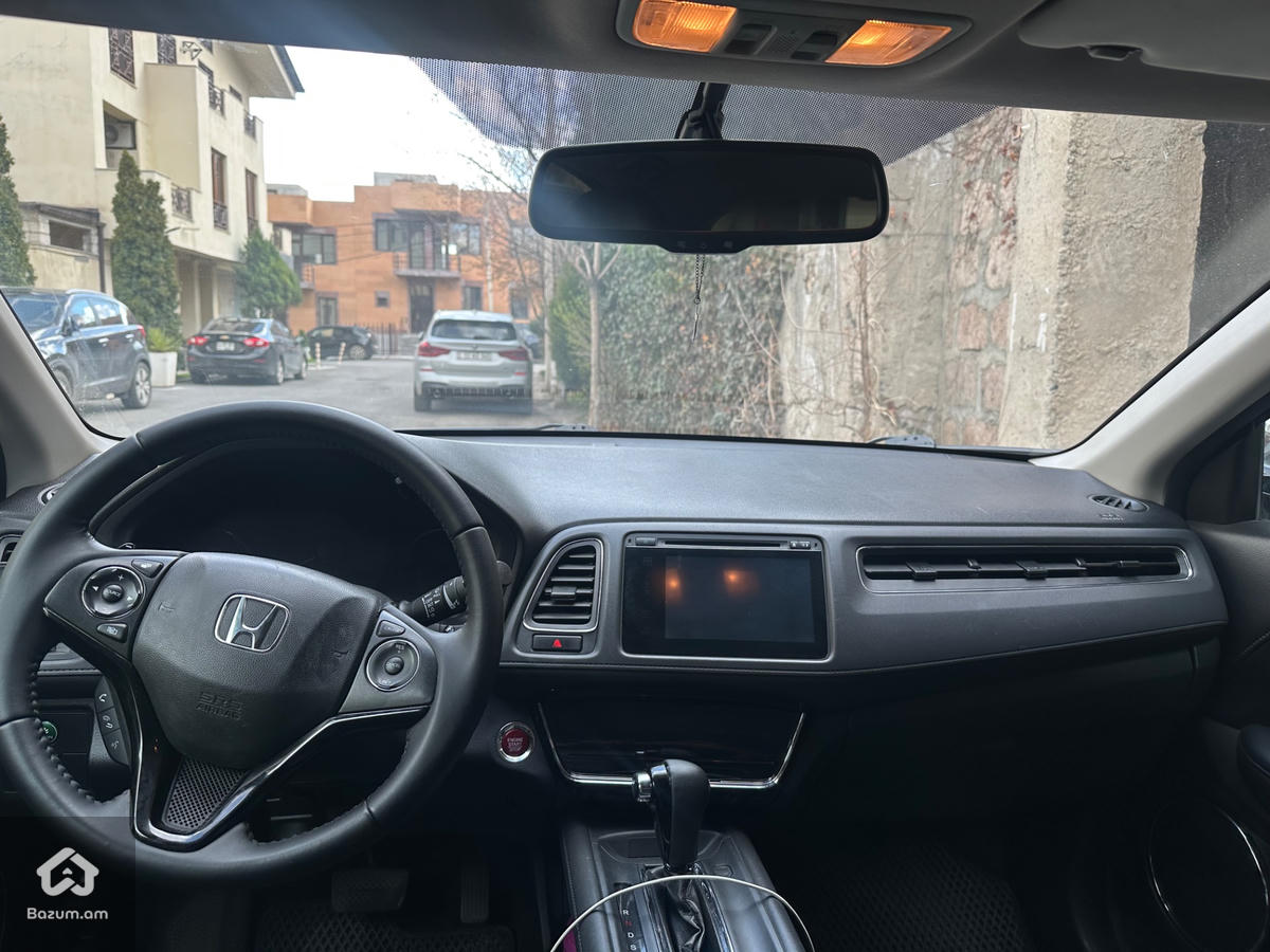 Honda HR-V - image 3