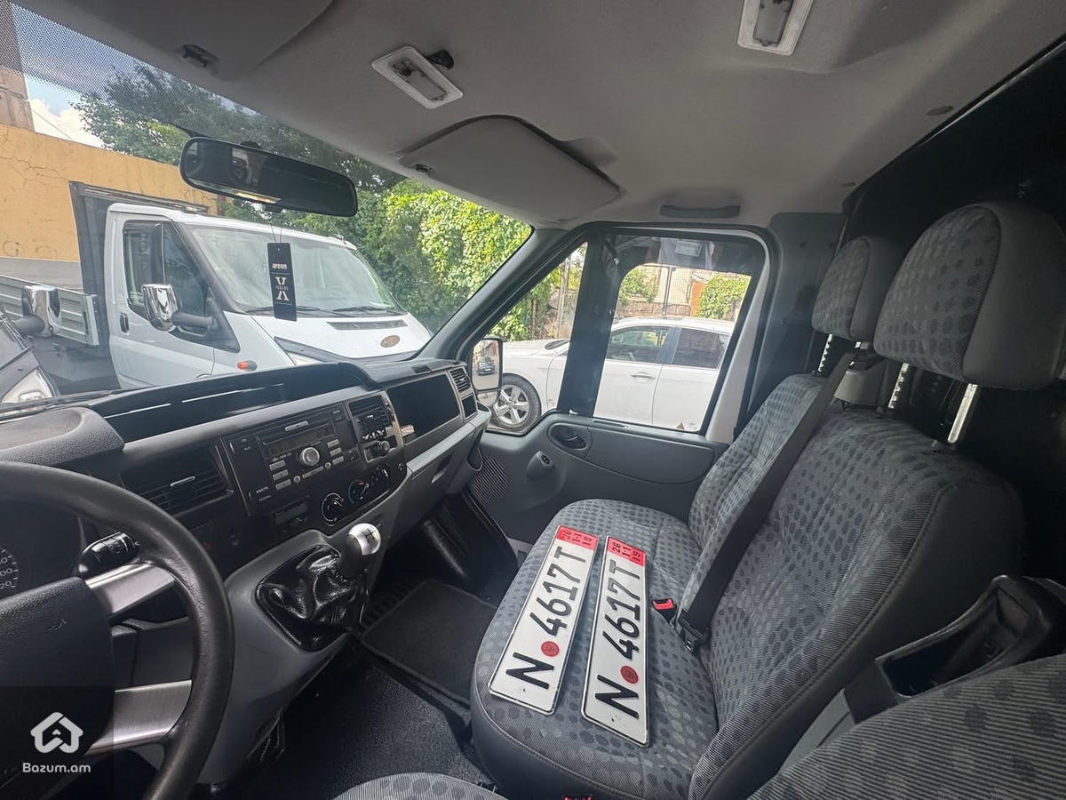 Ford transit  - image 9