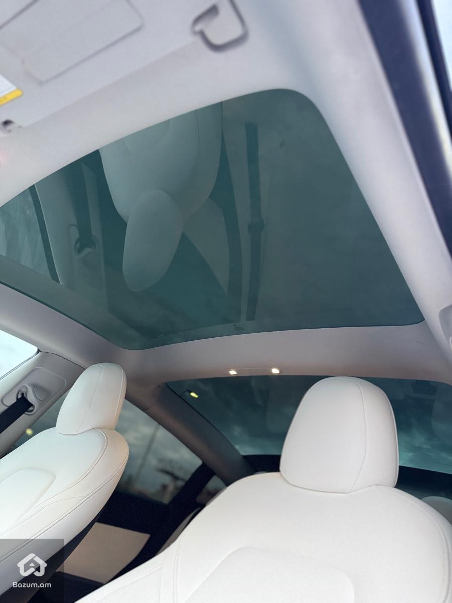 Tesla Model 3  SR+ - image 7