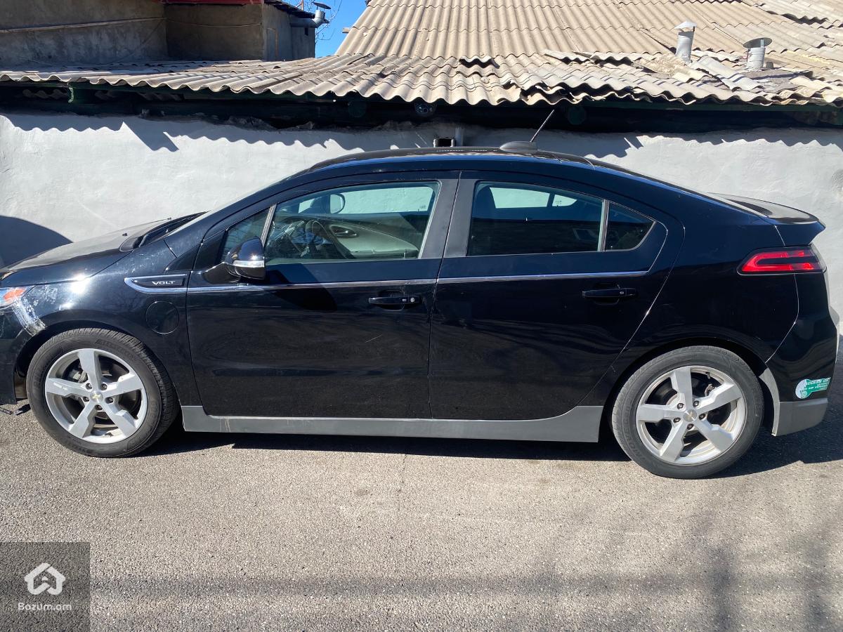 Chevrolet Volt 1 - image 4