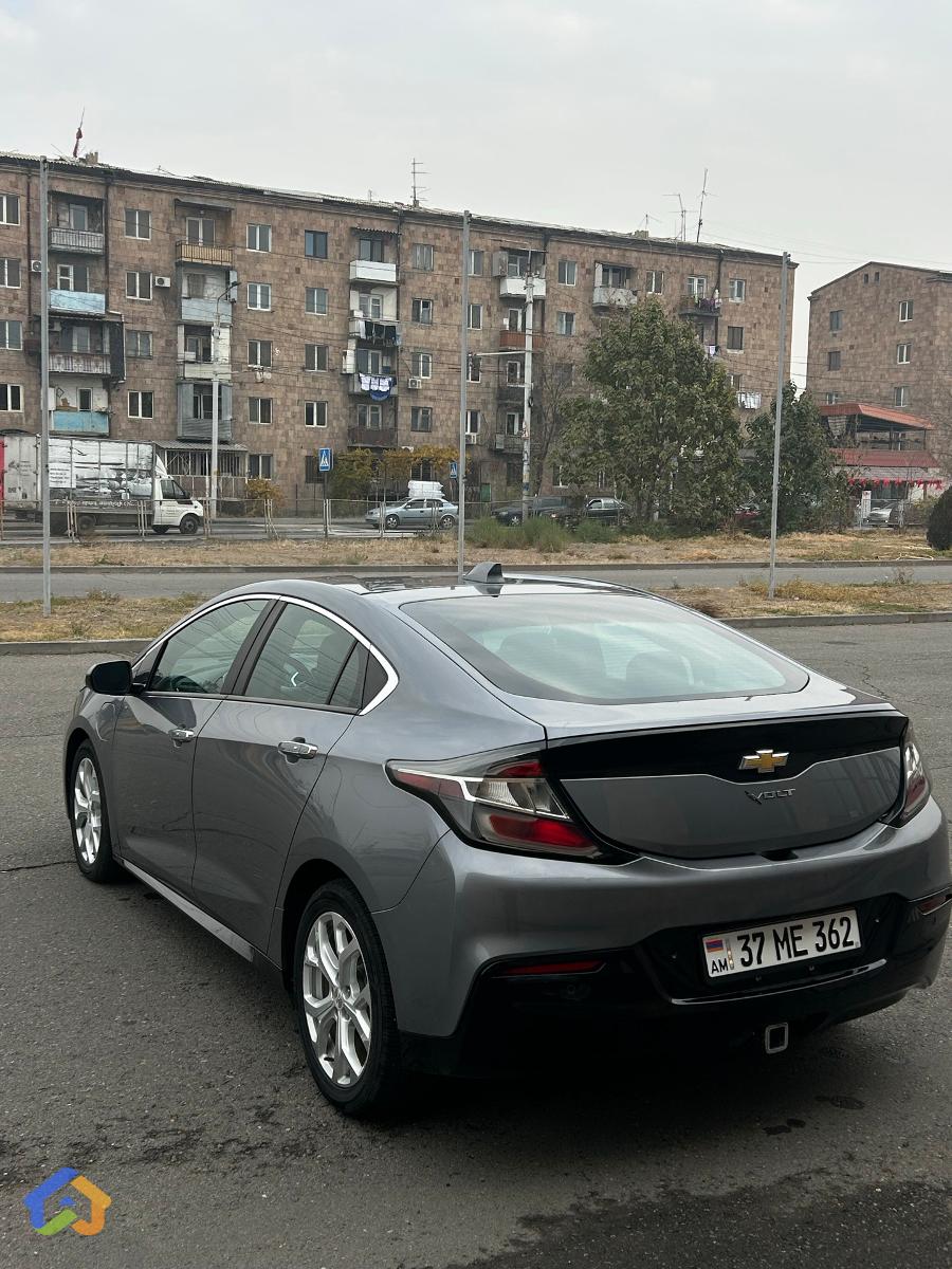 Chevrolet volt 2018 premier+ - image 11