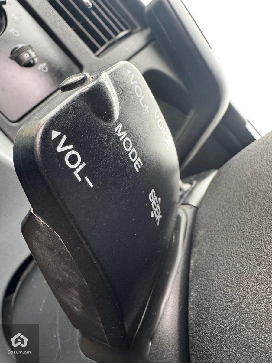 Ford transit - image 9