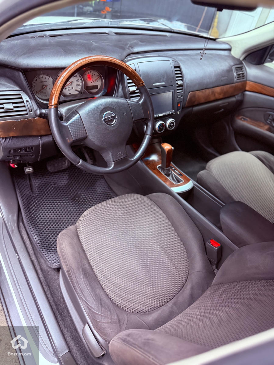 Nissan Bluebird Ձախ Ղեկ - image 7