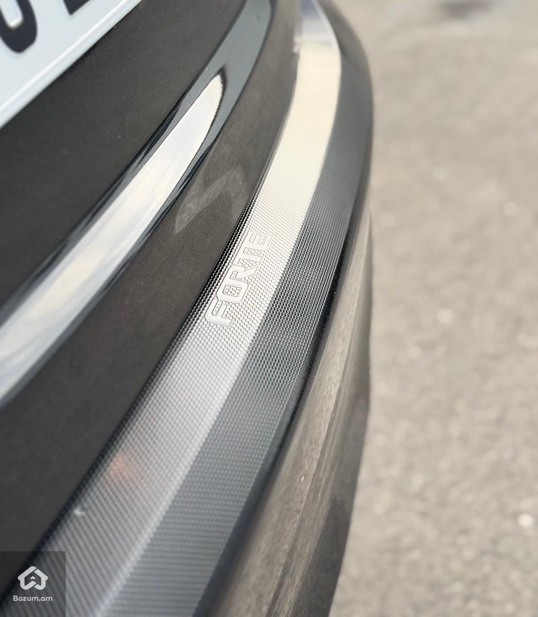 KIA FORTE 2022 Gt Line - image 8