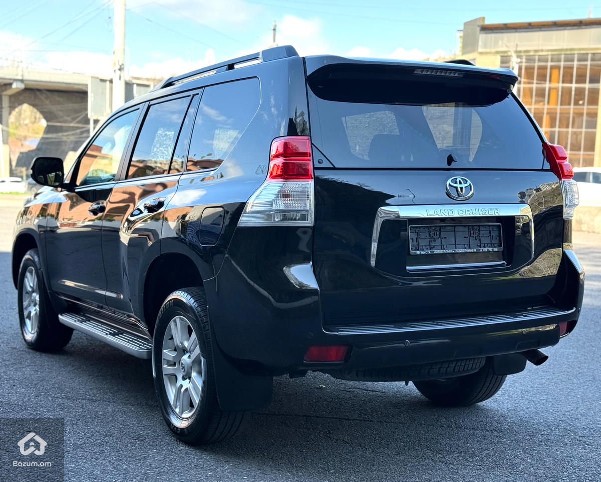 Land Cruiser Prado - image 4