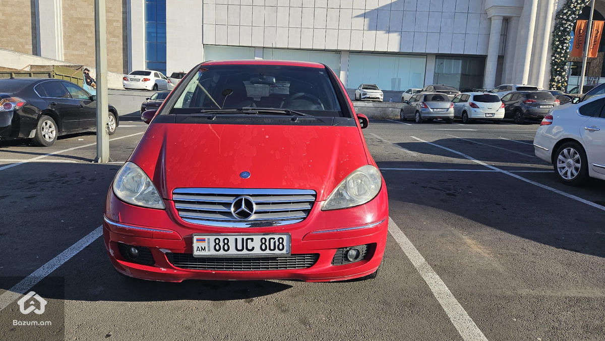 Mercedes Benz A170 - image 9