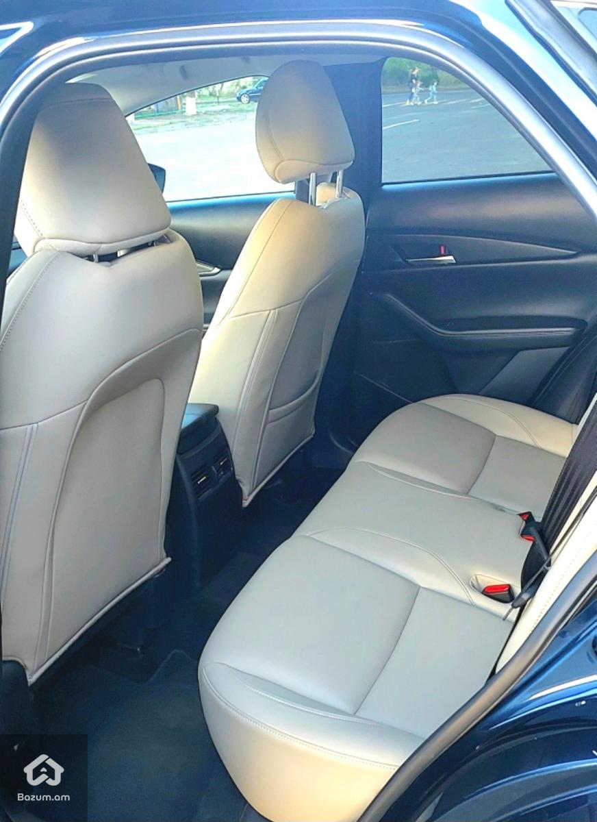 MAZDA CX-30 - image 11