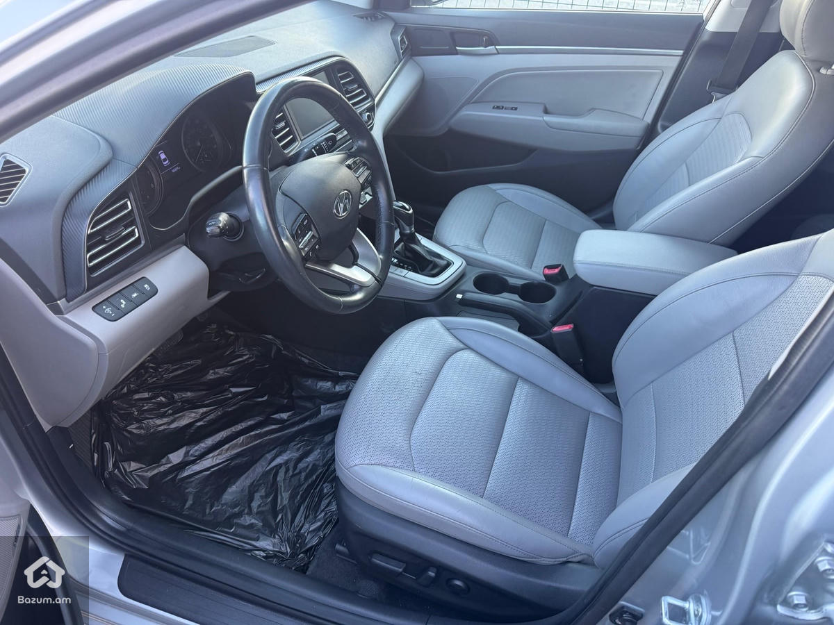 Hyundai  - image 27