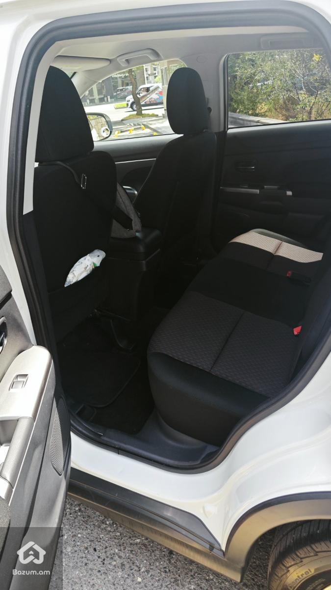 Mitsubishi - image 4