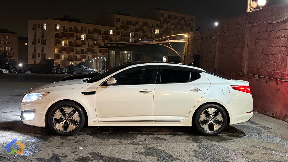 KIA OPTIMA HYBRID - image 19