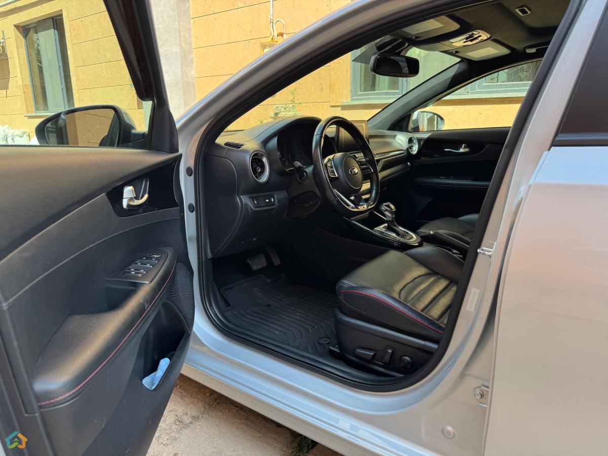 Kia forte - image 10