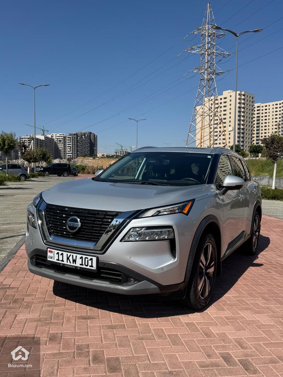 Nissan Rogue SL 2021 - image 3