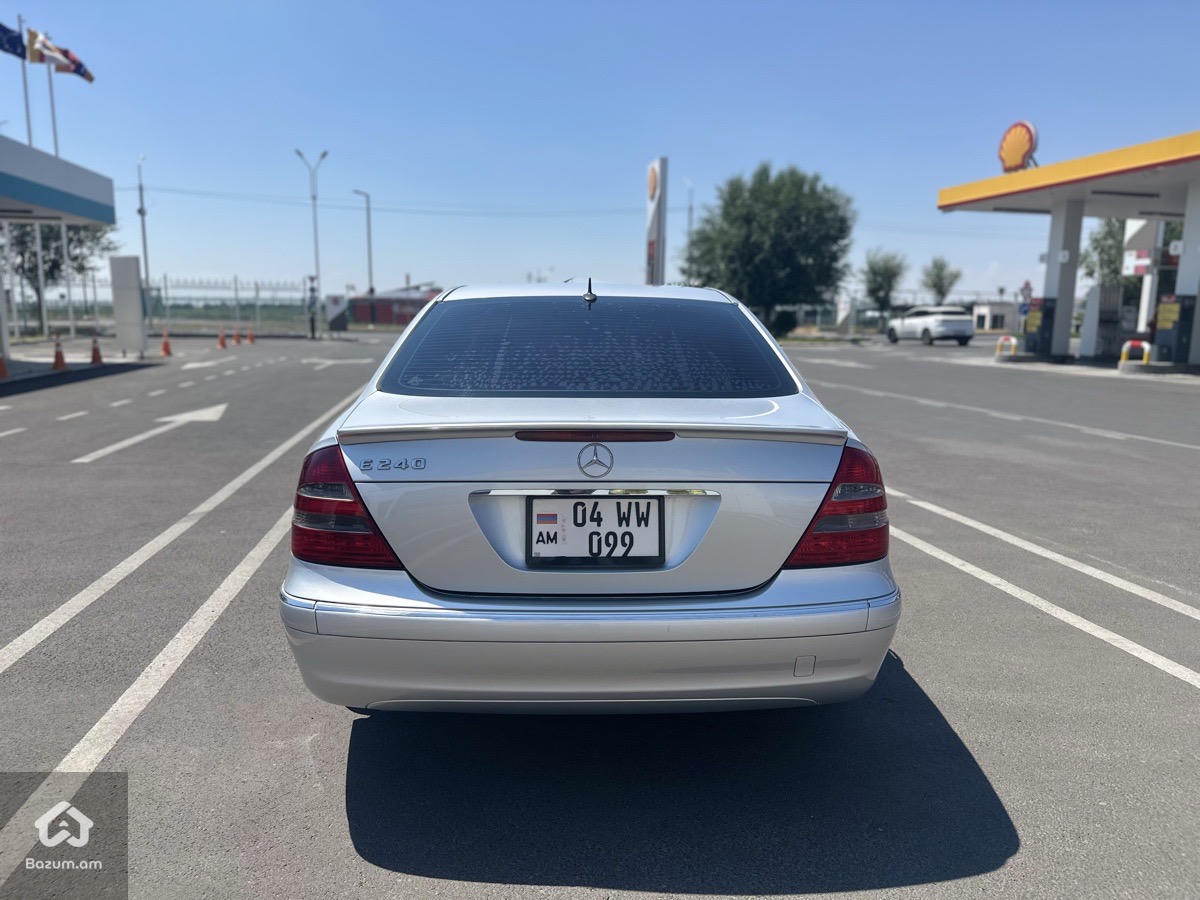 Mercedes-Benz E 240 2004 - image 6
