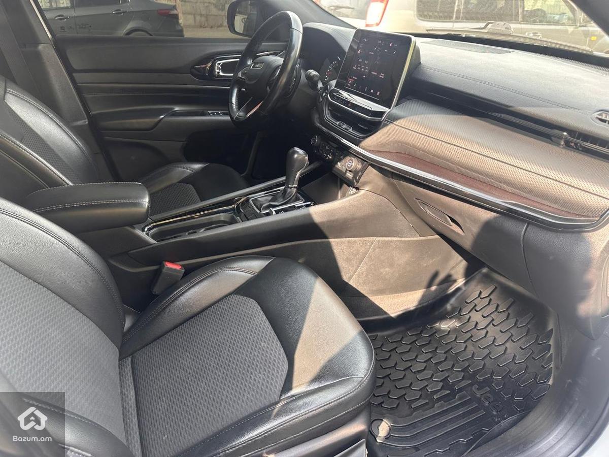 Jeep Compass Altitude 4×4 - image 10