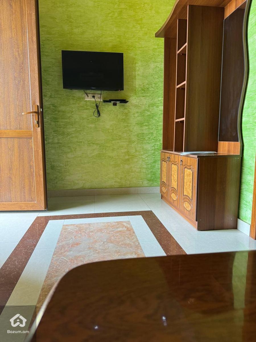 Տրվում են վարձակալությամբ - image 12