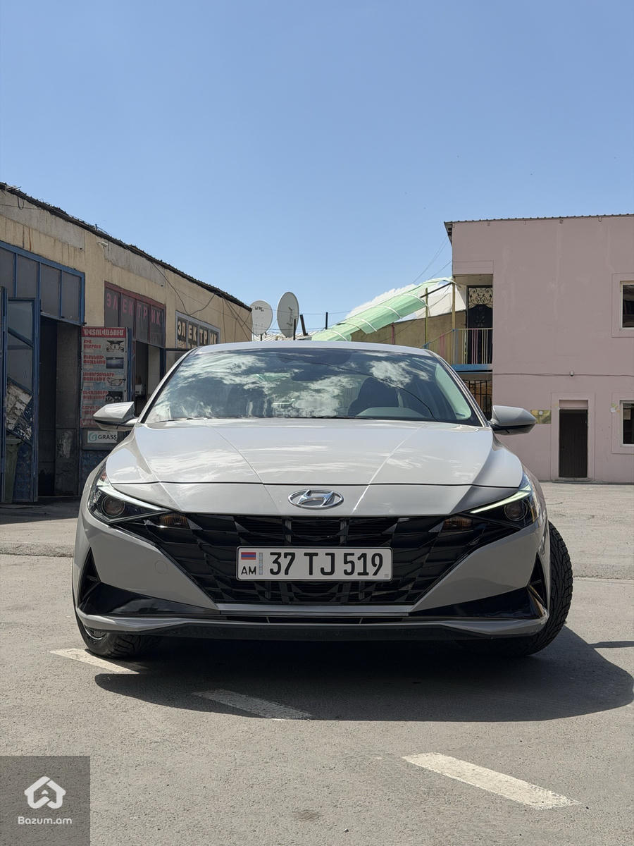 Hyundai Elantra 2022-2021 - image 2