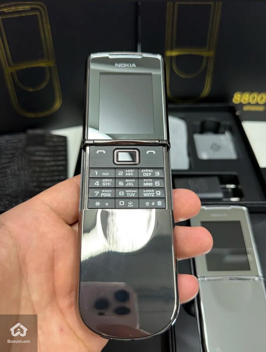 Nokia 8800 Sirocco  - image 13