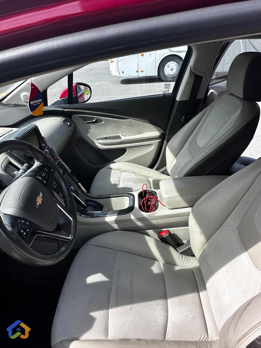 Chevrolet Volt - image 20