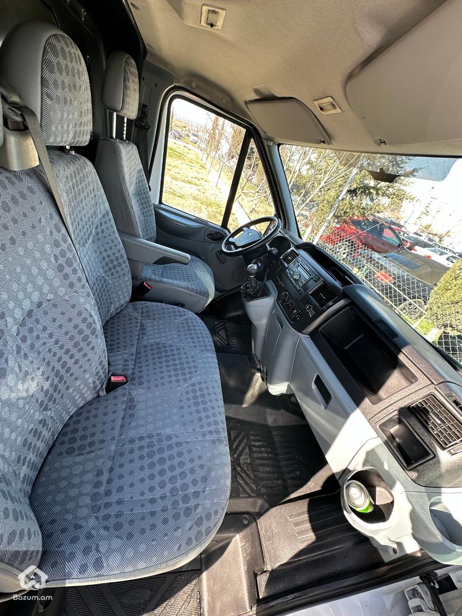 FORD TRANSIT TREND FULL - image 19