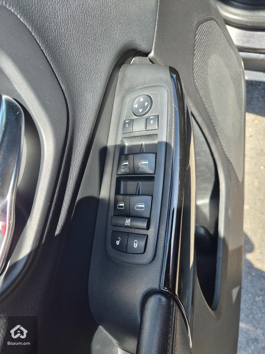 JEEP CHEROKEE 2019/2 2.4L - image 9