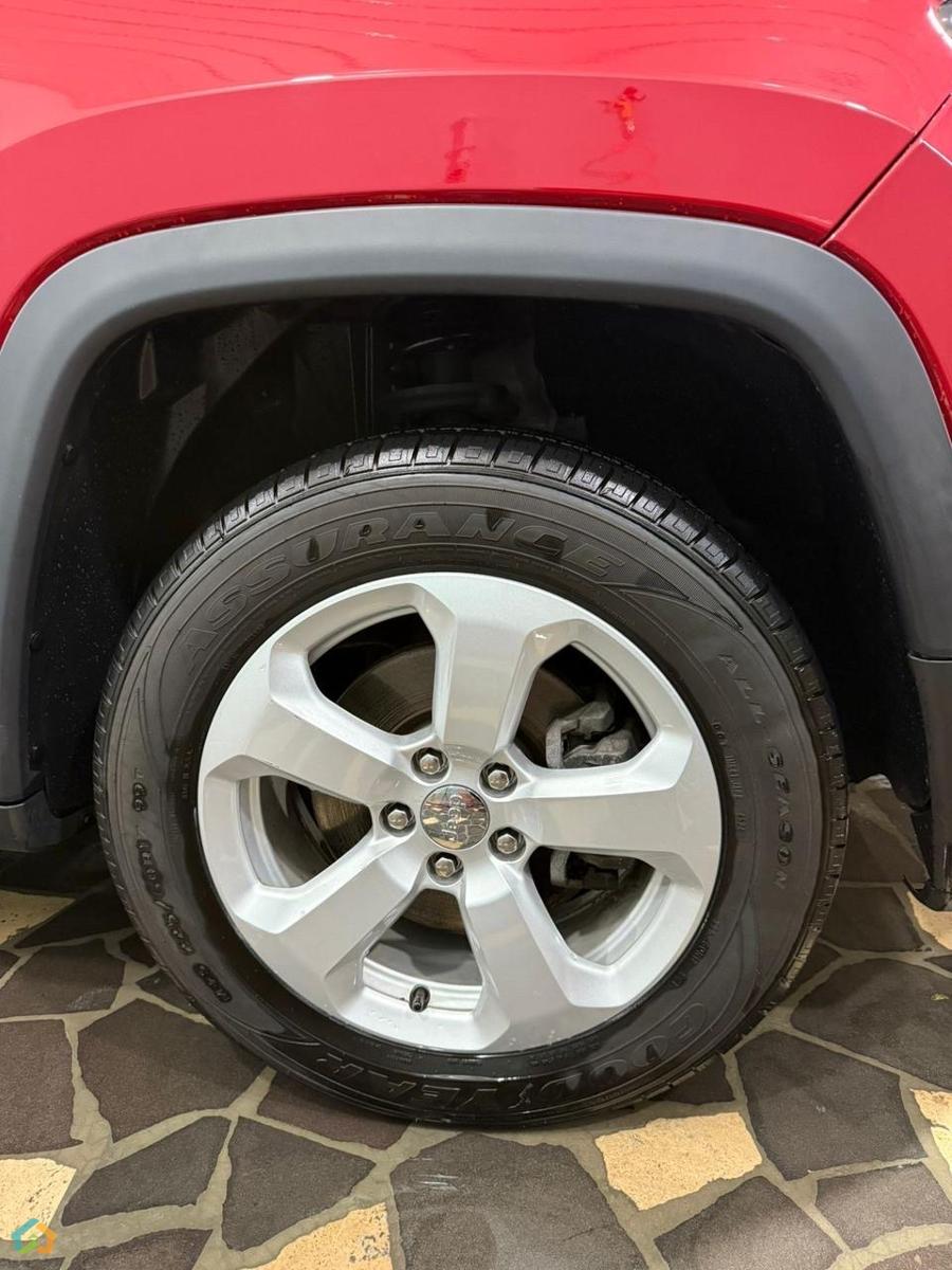 Jeep Compass - image 10