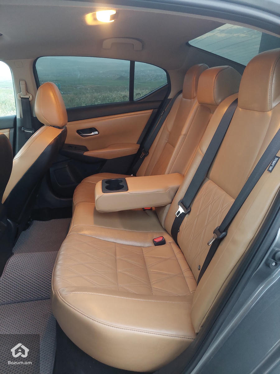 Nissan - image 26