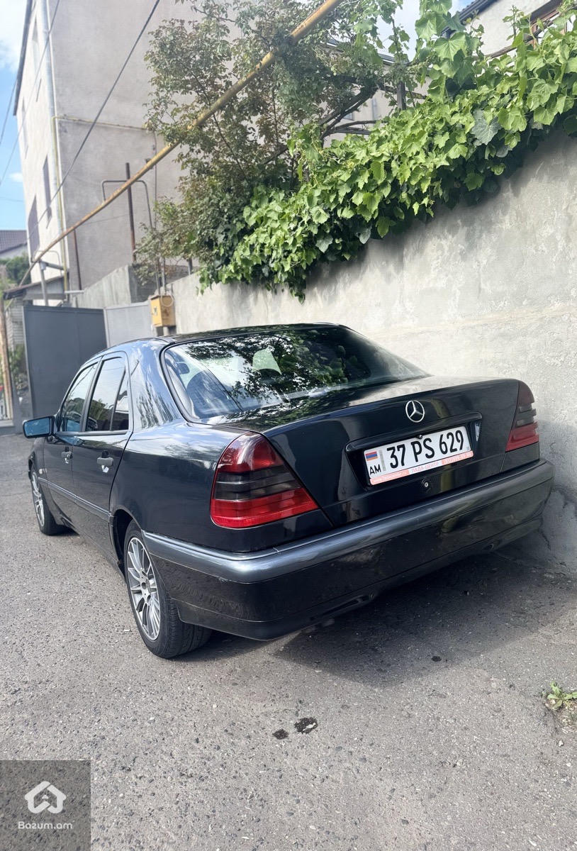 Mercedes Benz Diesel - image 2