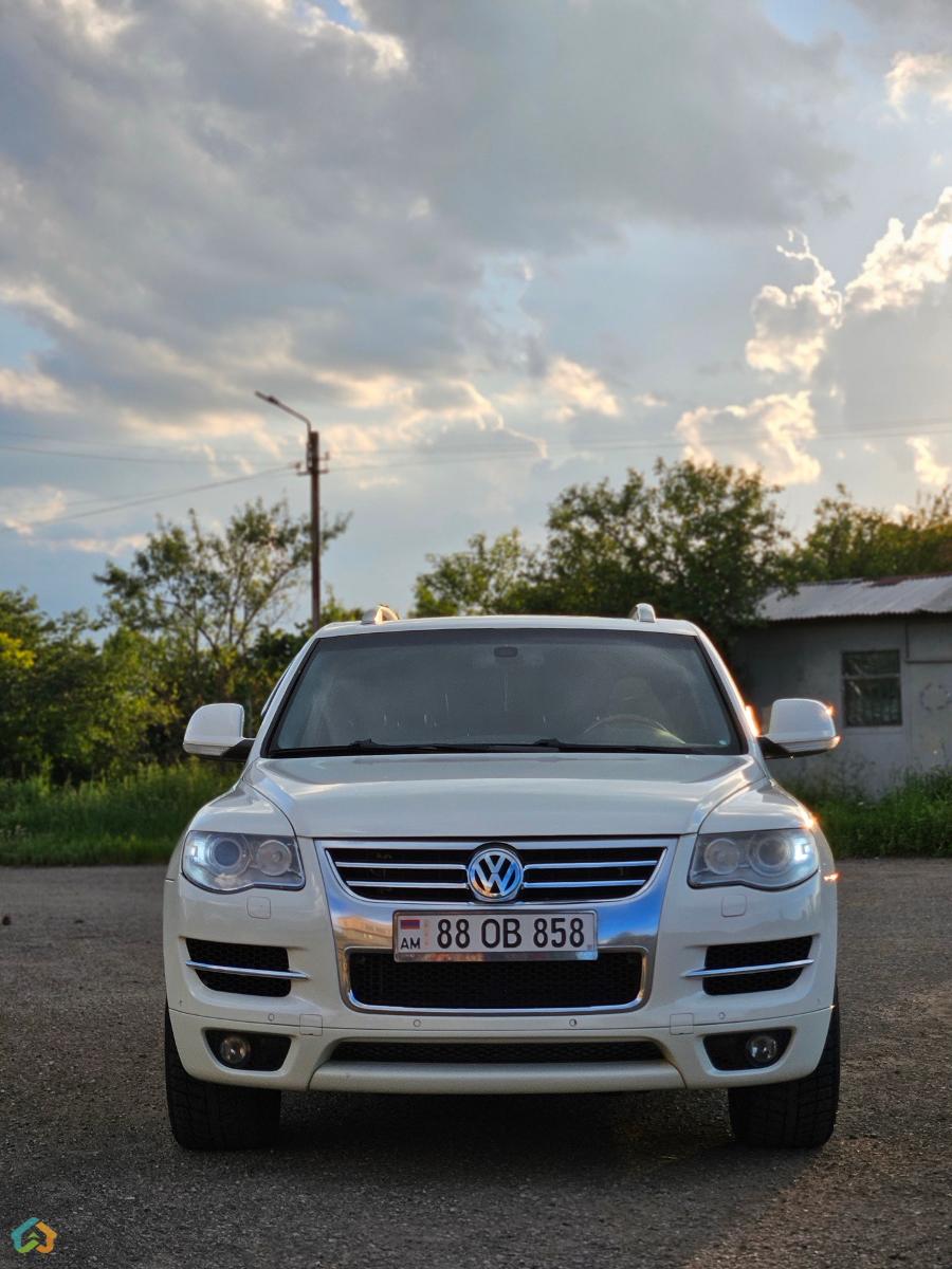 Volkswagen Touareg - image 6