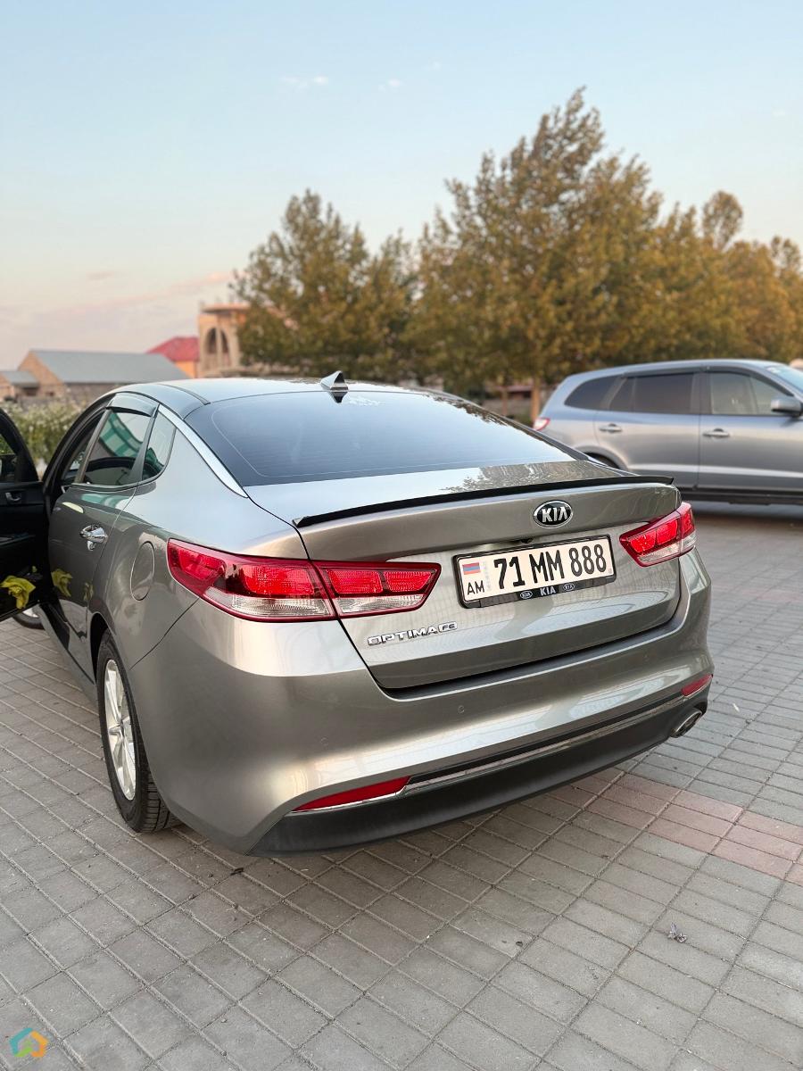 Kia optima - image 4