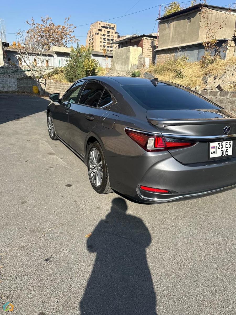 Lexus ES, 2.5 լ, հիբրիդ, 2021 թ. - image 1