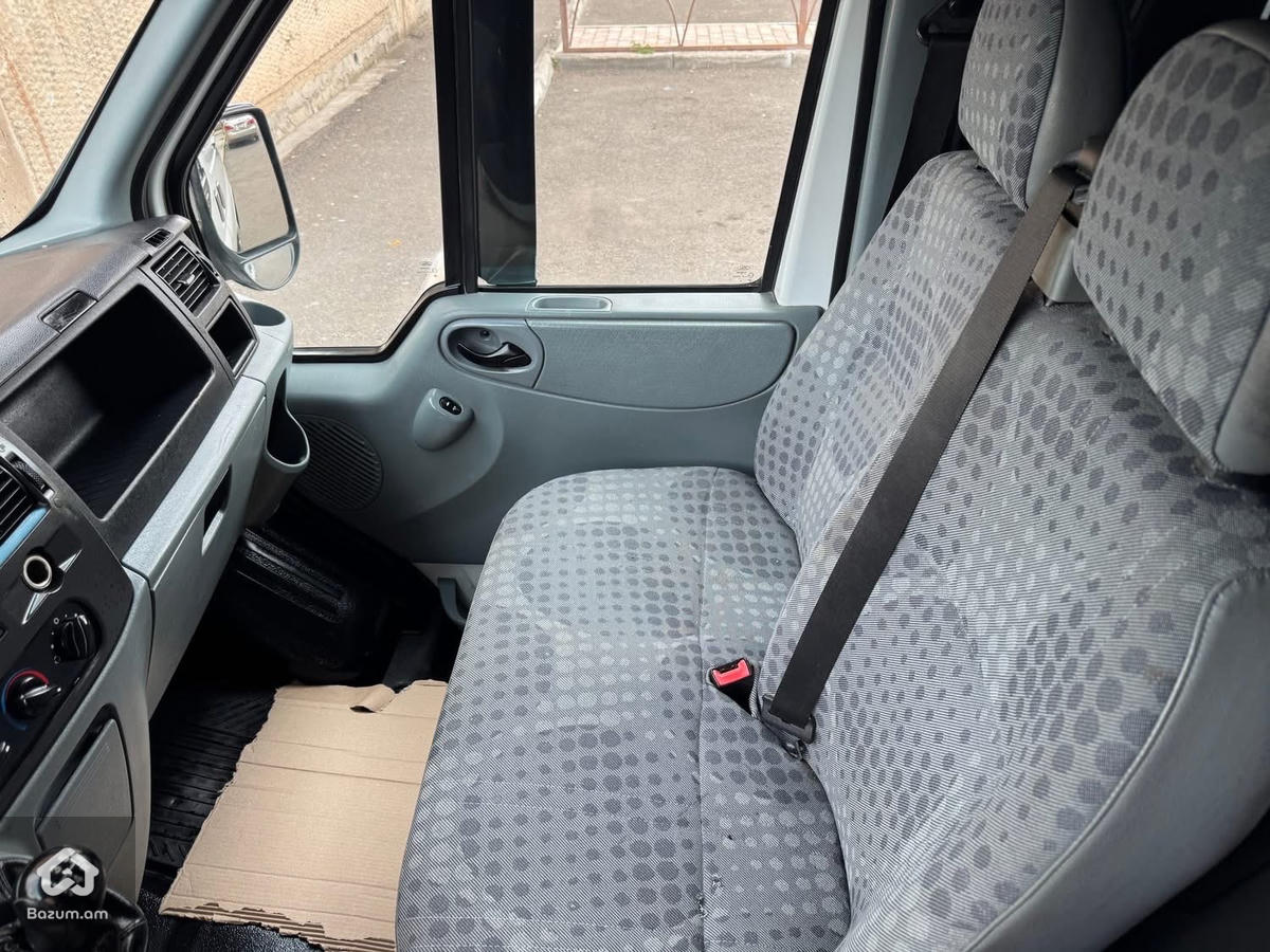 Ford transit  - image 7