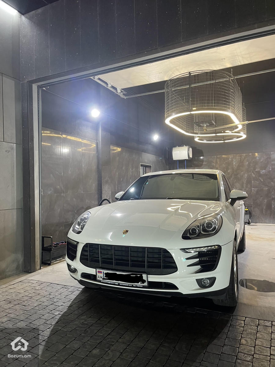 Porsche - image 5