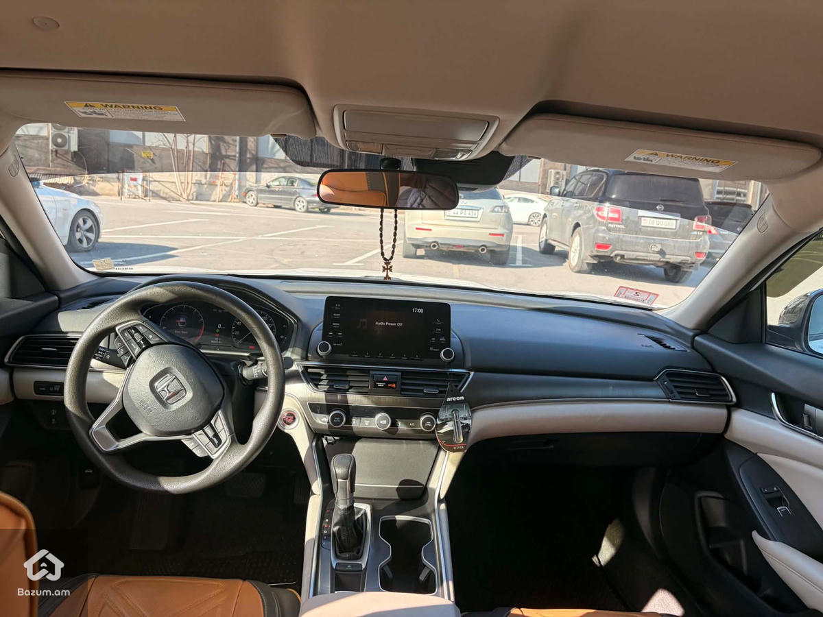 Honda Accord - image 5