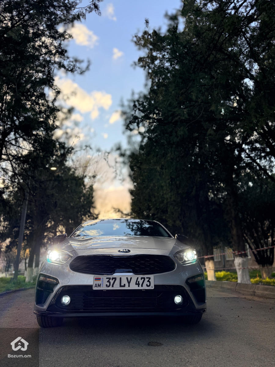 kia forte - image 24