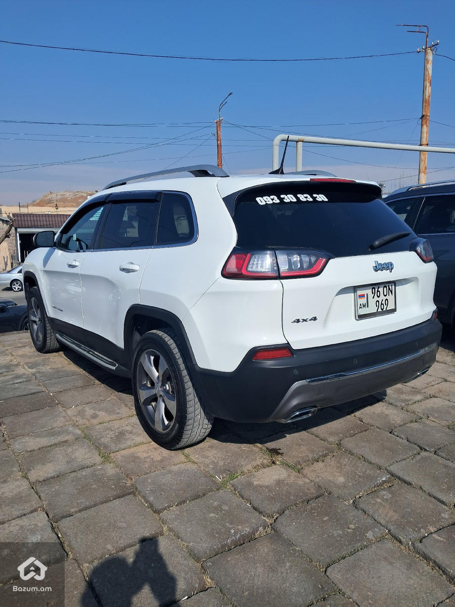 Jeep Cherokee Limited - image 3