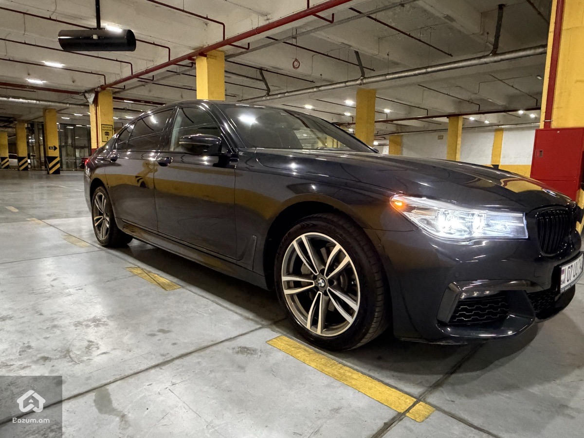 BMW 740 2017 - image 5