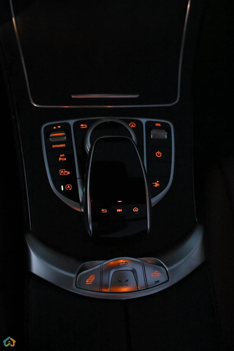 MERCEDES-BENZ C300 Coupe-Cabriolet - image 16